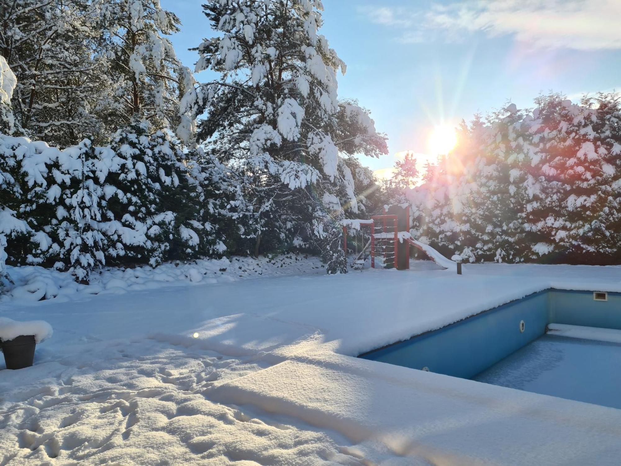 Wigwam Dom Z Basenem Na Kaszubach Villa Sulęczyno Exterior foto